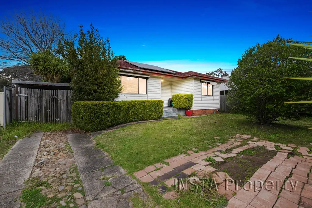 18 Lindesay Street, Leumeah, NSW 2560