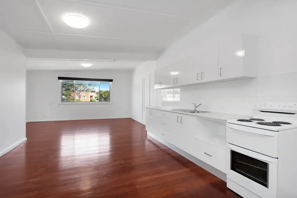 Conveniently Located 2 Bedroom Unit!