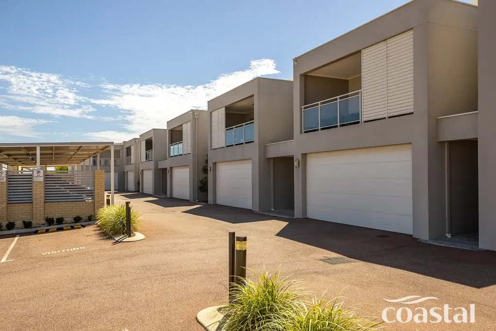 4/2 McDougal Way, Baldivis, WA 6171