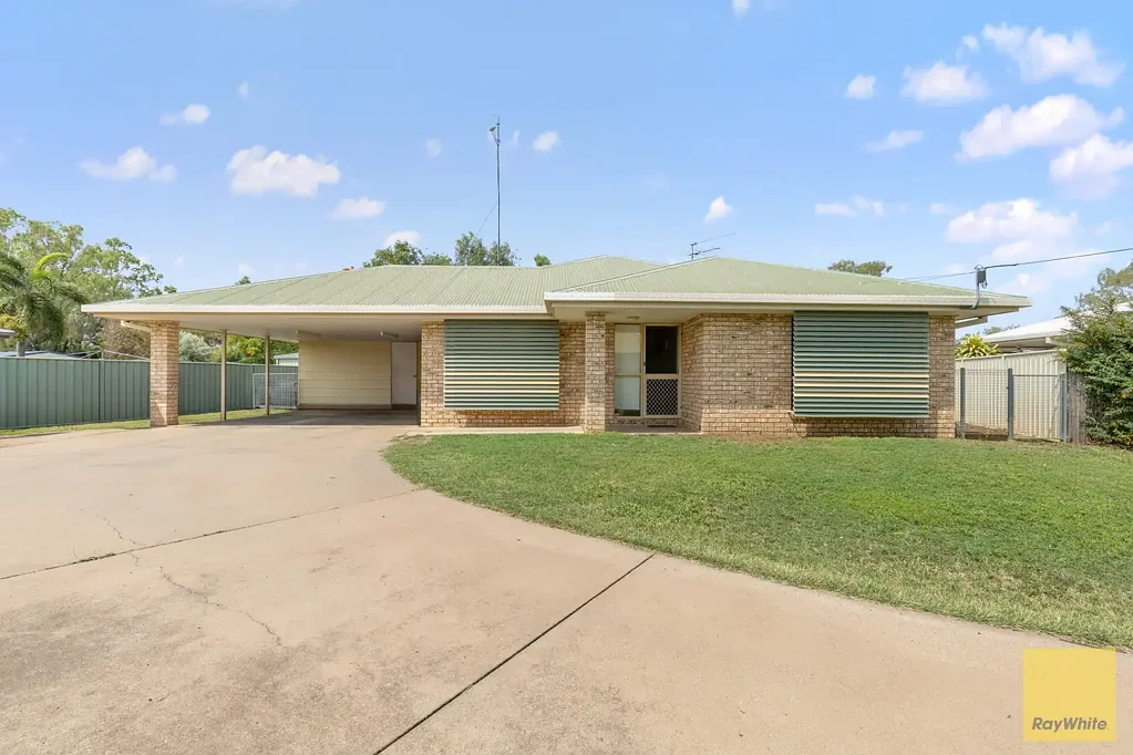 Emerald 3房  SOLID BRICK HOME, GREAT INVESTMENT OPPORTUNITY