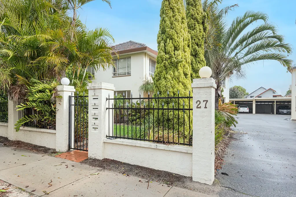 UNFURNISHED Two bedroom 1 bathroom Partially Renovated!