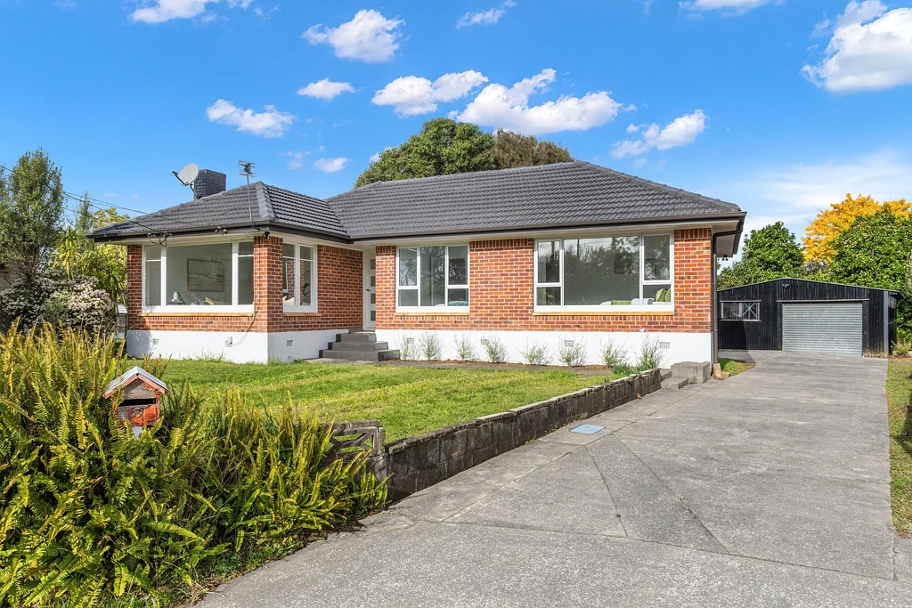 Mangere East 3 Slaapkamer Packed with Value and Ready to Impress!