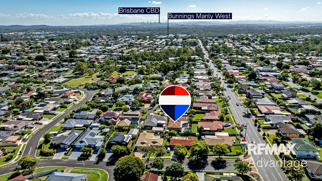 Manly West 4બેડરૂમ Prime "Fish Streets" Position - Family Comfort with Strong Investment Appeal