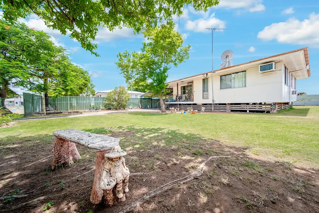 32 Eucalyptus Street, Blackwater, QLD 4717