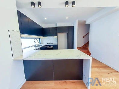 3/53 Myrtle Street, Ivanhoe, VIC 3079, 4 habitaciones, 3 baños, Townhouse