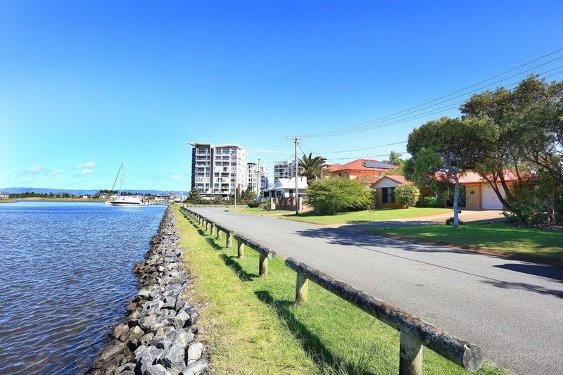 6 POOL ST, HOPE ISLAND QLD 4212, 0 rūma, 0 rūma horoi, House