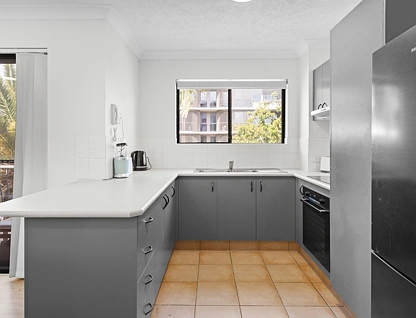 30/16-26 Waverley Street, Southport, Gold Coast, 2 ห้องนอน, 2 ห้องน้ำ, Apartment