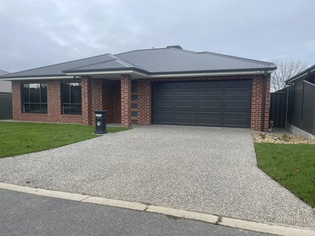 Brand New Townhouse – 10 Gabrielle Court, Lavington
