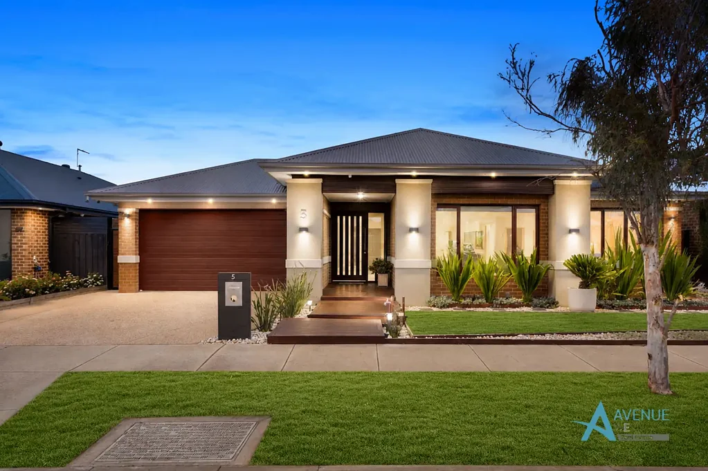 Aintree 4 Bedroom A Modern, Upgrade-Packed Family Home on 576sqm