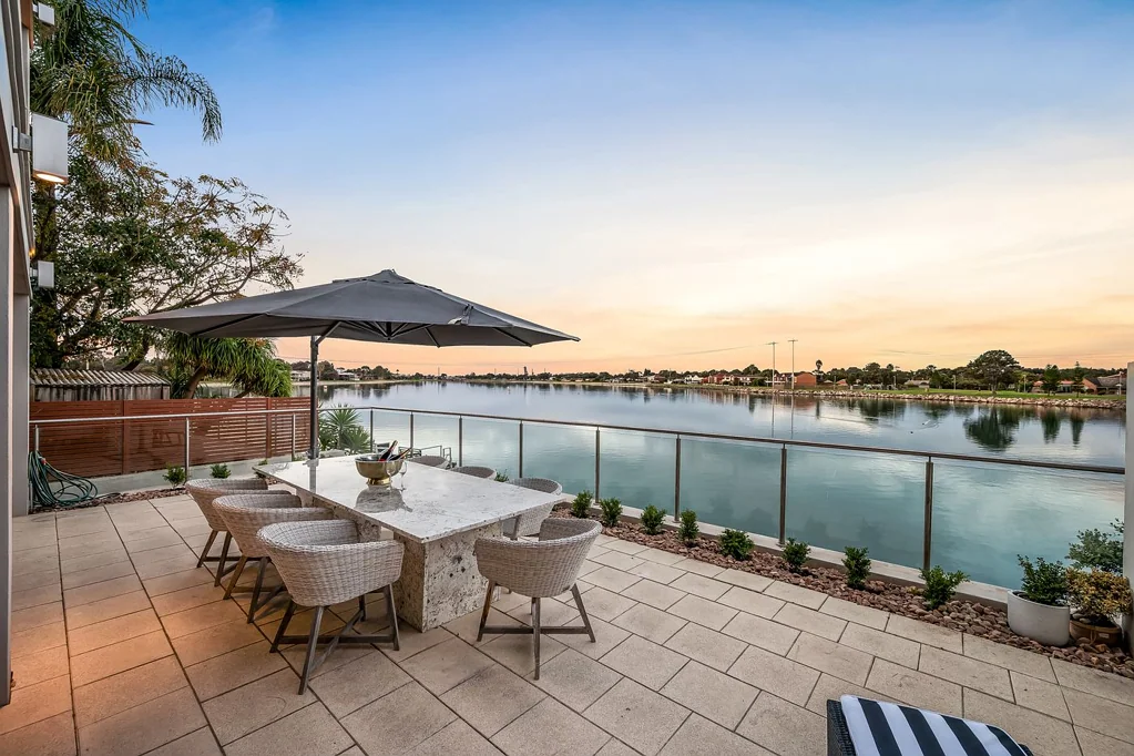 43 McDonald Grove, West Lakes, SA 5021