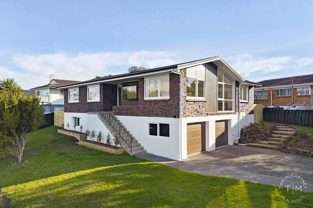 Botany Downs 4 Slaapkamer Stunning Fully Renovated Family Home
