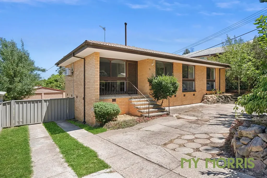 25 Lee Steere Crescent, Kambah, ACT 2902