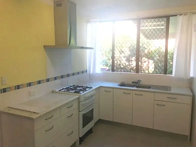 Kitchen - Flat 2/12 Regency Street, Brighton, QLD 4017