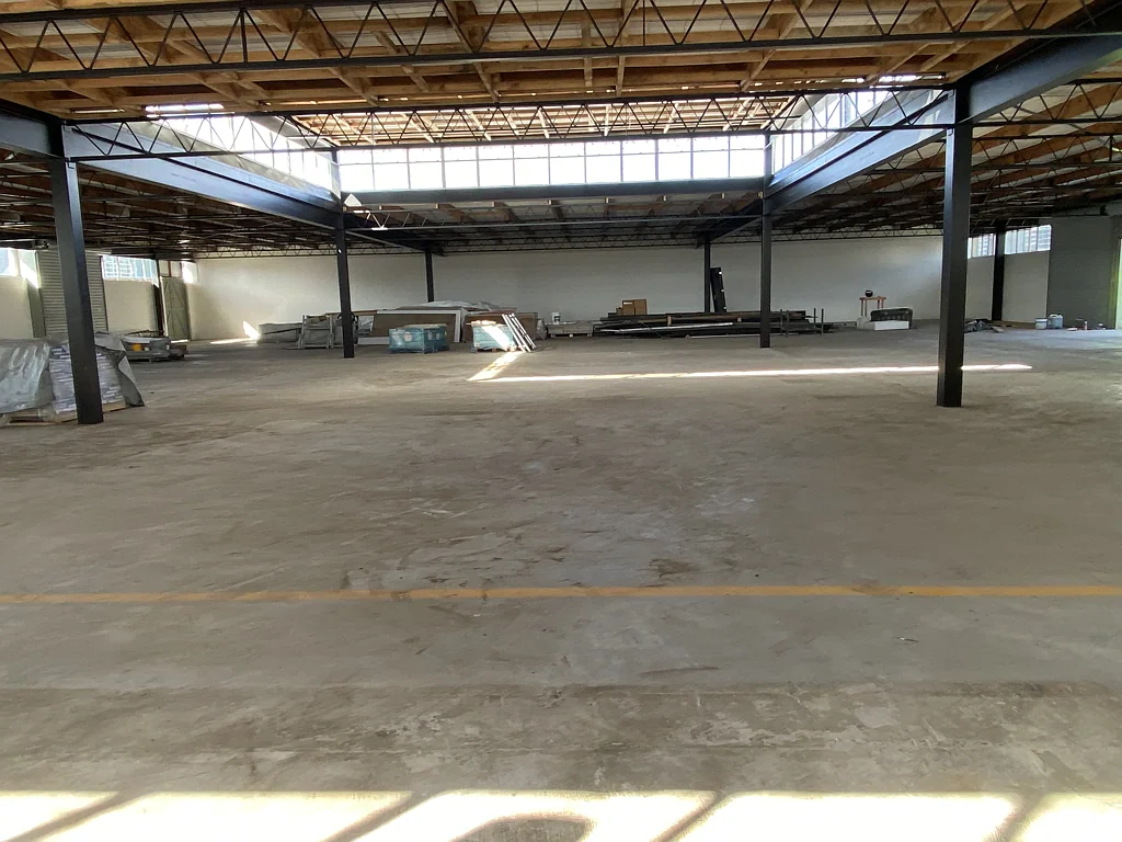 Wairau Valley Industrial storage with multiple roller doors