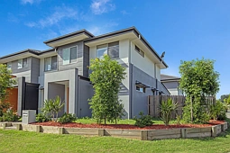 4/32 Denham Circuit, Willow Vale