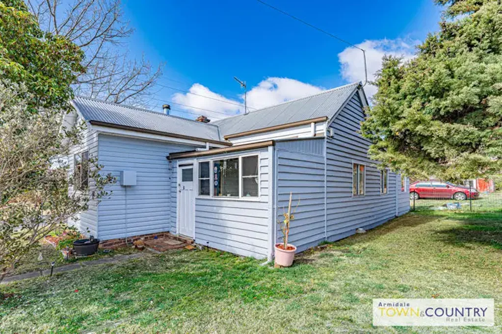 Armidale 3ਬੈੱਡਰੂਮ 50 Claude Street, Armidale