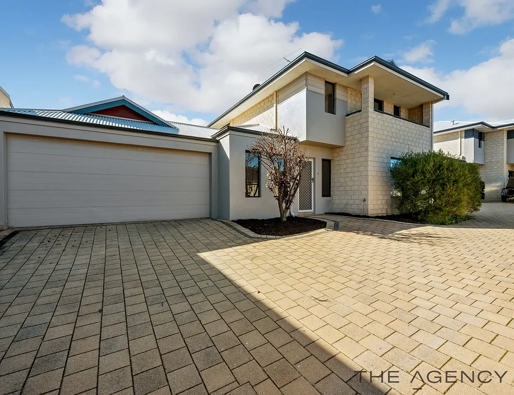 Rivervale 3 Bedroom TOP END RIVERVALE