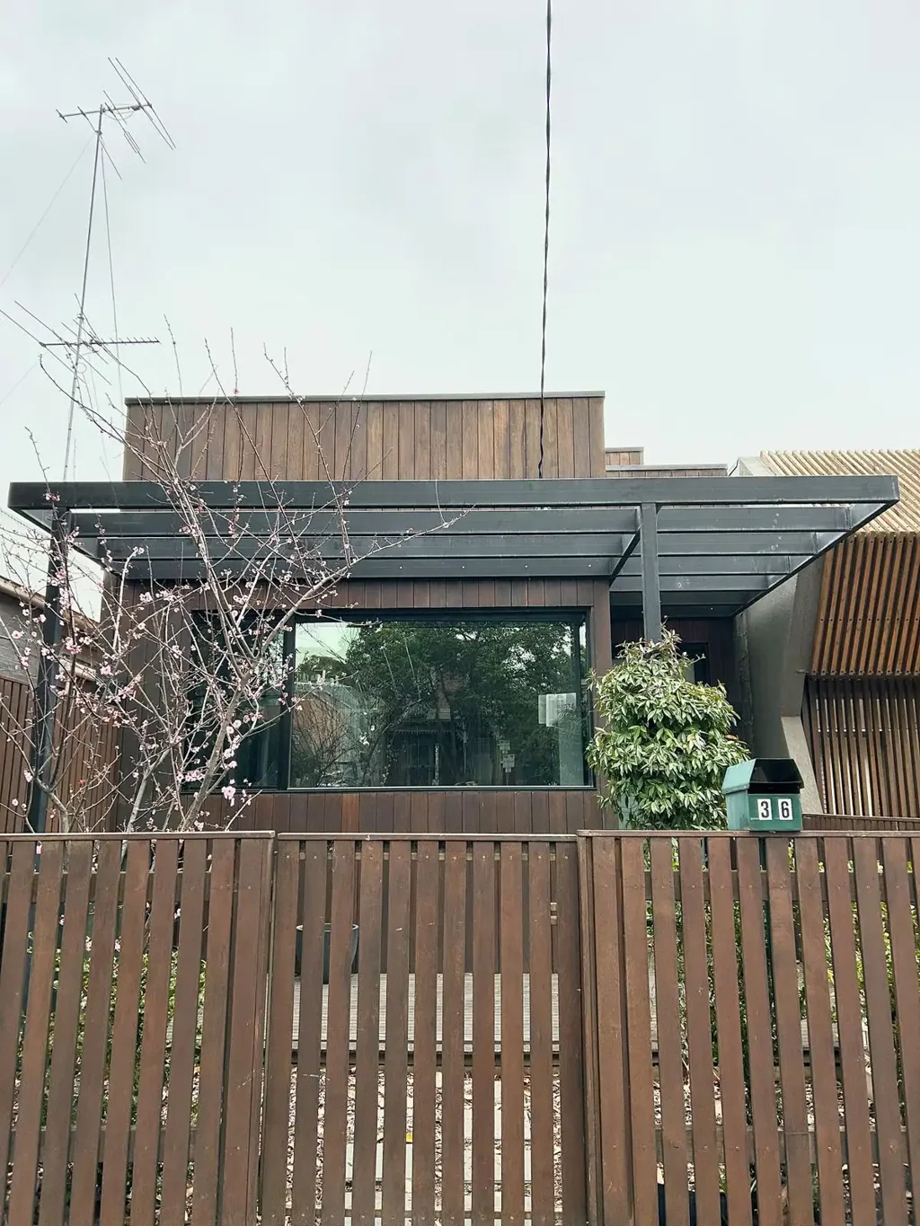 Spacious 3 bedrooms and 2 bathroom home