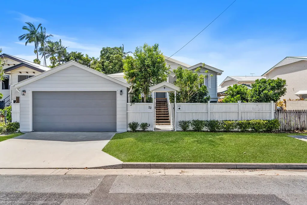 22 Rose Street, Westcourt, QLD 4870