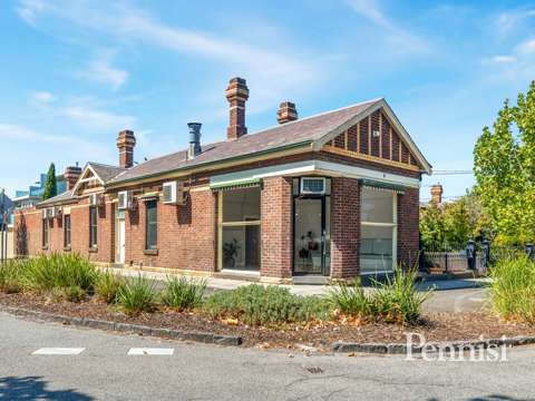 Essendon 3 Bedroom Private Sale - Proudly Offered by Pennisi