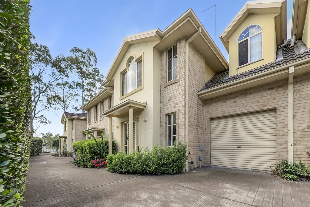 South Windsor 3બેડરૂમ Spacious Family Living in a Convenient Location