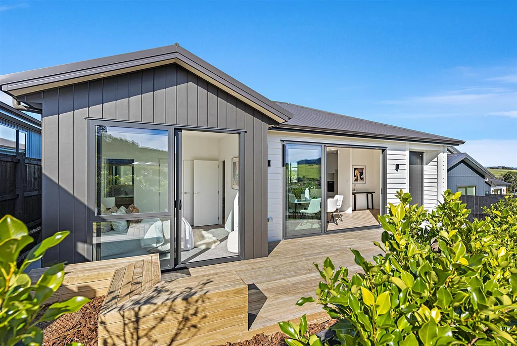 Warkworth 3 Bedroom Sleek. Smart. Affordable. This Home Has It All!