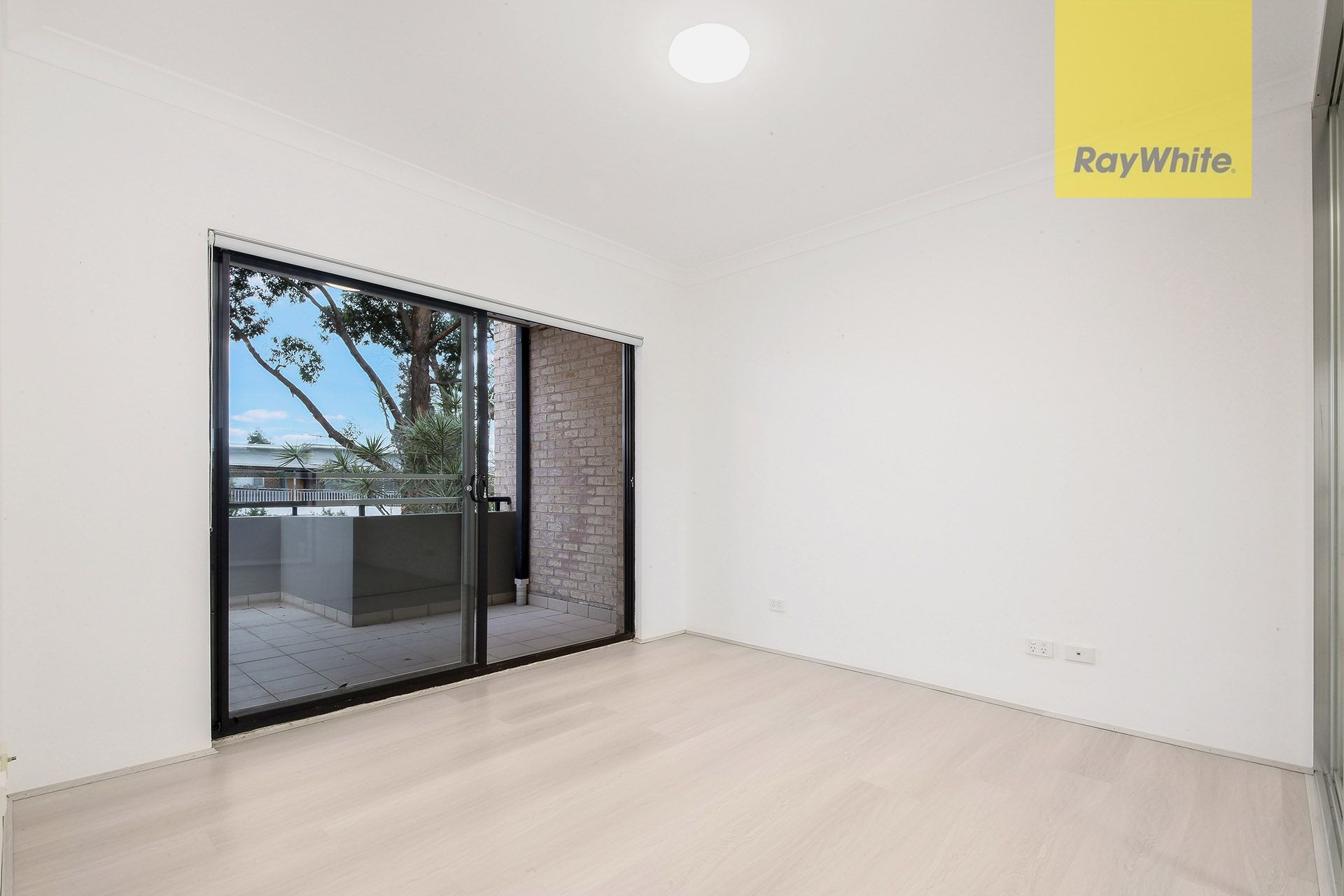 UNIT 6 1-3 PEGLER AV, SOUTH GRANVILLE NSW 2142, 0 rūma, 0 rūma horoi, Townhouse