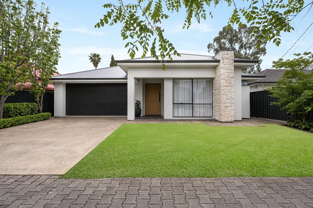 Daw Park 4ਬੈੱਡਰੂਮ Custom Dechellis in a Class of its Own.