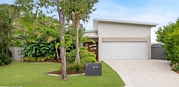 8 Koopa Place, Pelican Waters