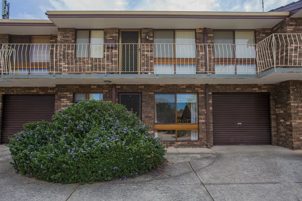 2/2 Waroonga Road, Nedlands, WA 6009