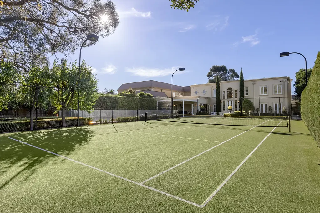 164 Mont Albert Road, Canterbury, VIC 3126