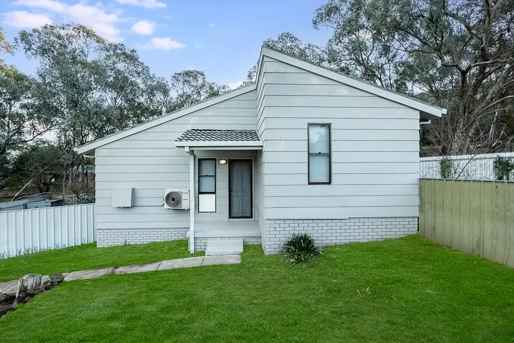 Updated Family Home with Scenic Views