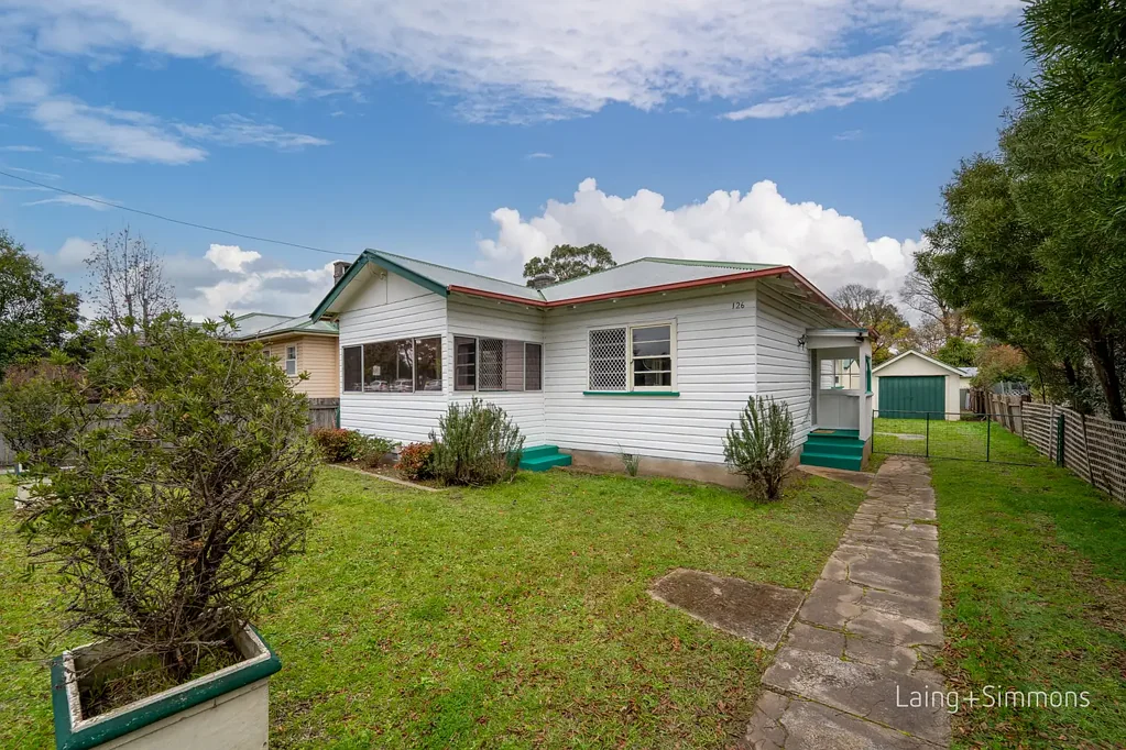 Charming  Home with Modern Comforts & Ample Storage