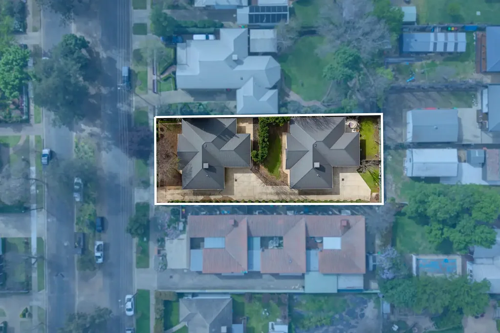 Turvey Park 6ਬੈੱਡਰੂਮ Two Homes. One Title. Endless Possibilities.