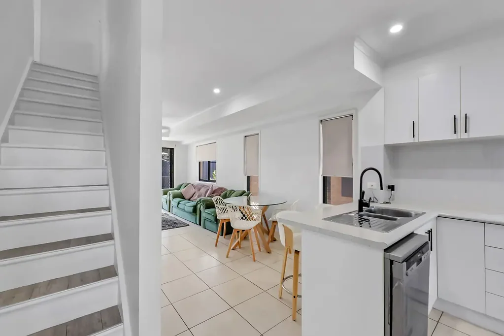 Blacks Beach 3部屋 Fresh Coastal Living in Blacks Beach Cove