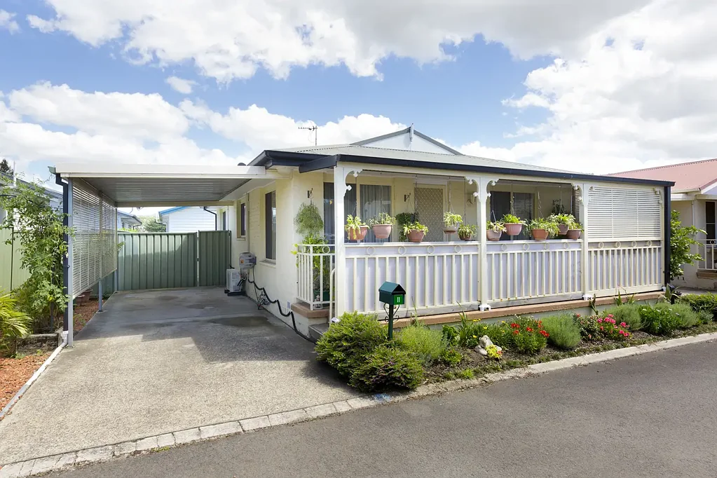 11 Willow Crescent, Kanahooka, NSW 2530