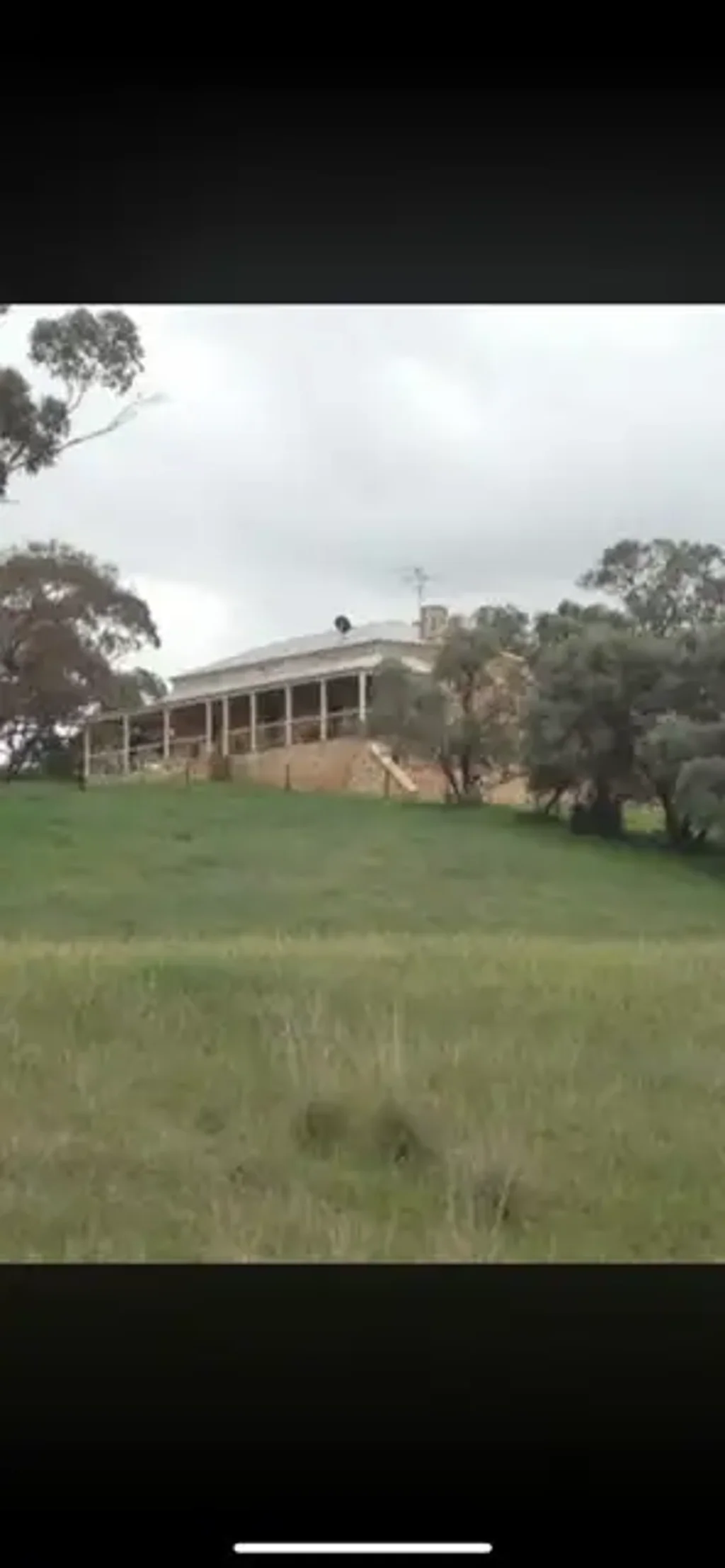Spalding  1860 Sandstone Homestead on 93  acres