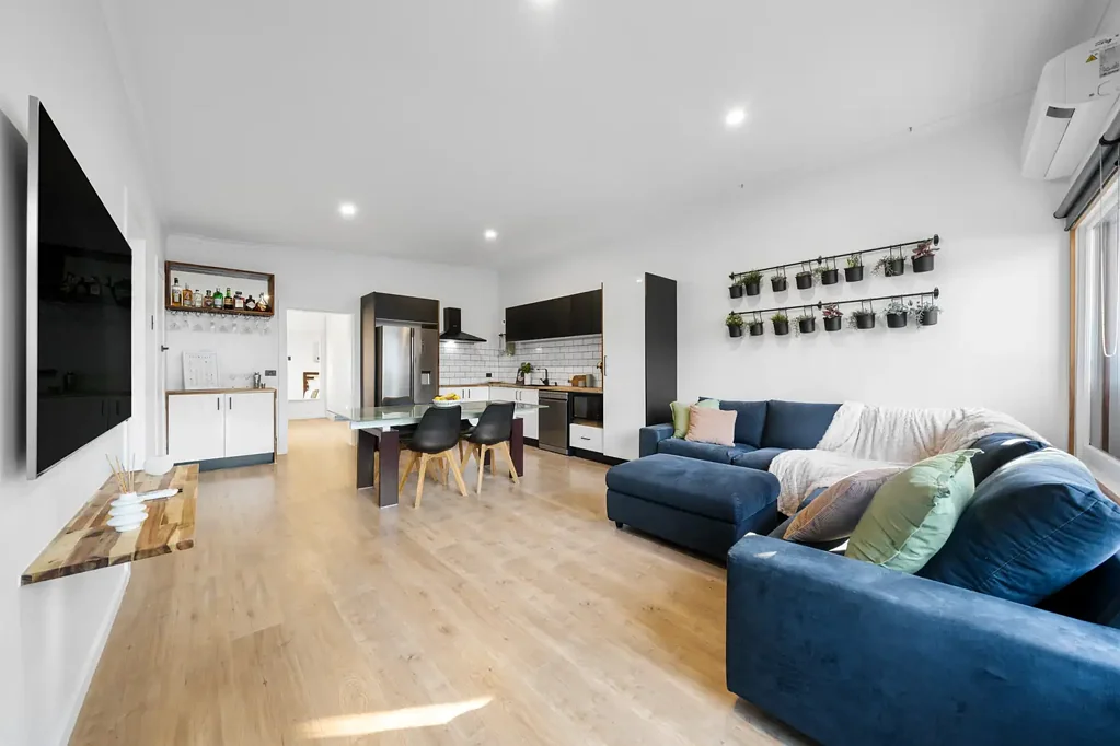 Adelaide 1Phòng ngủ Spacious City Fringe Unit in a Premier Parkland Location.