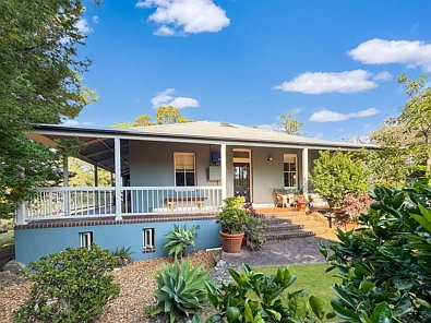 Hazelbrook 3 Slaapkamer A Once in A Generation Mountains Sanctuary with Orchard, Studio & Enduring Charm