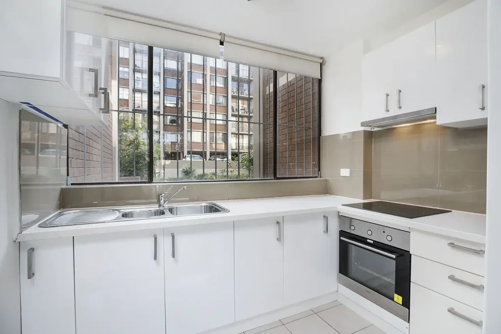 2 Bedroom Apartment in Superb Location