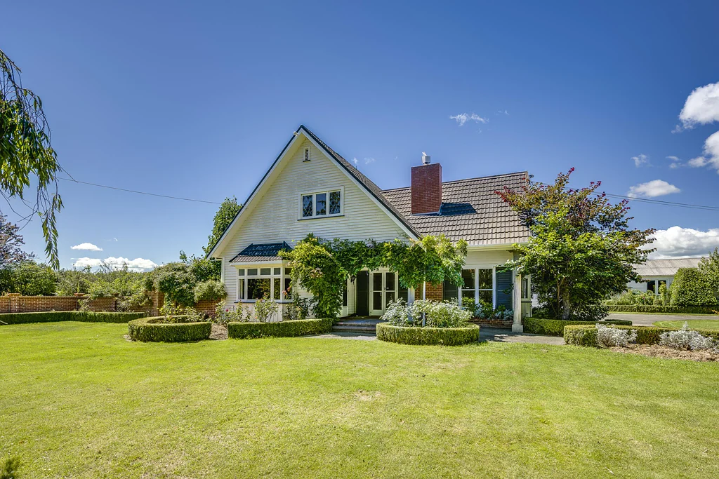 Longlands  Prime location, premium irrigated soils