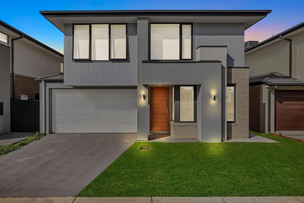 Immaculate 5-Bedroom Family Home in the Heart of Clyde North!