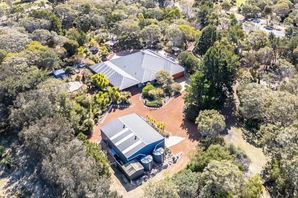 129 Bushwood Follow, Two Rocks, WA 6037