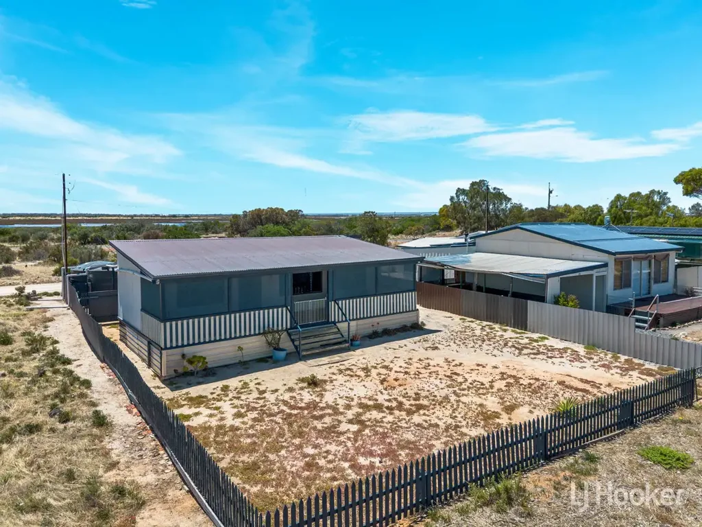 1766 The Esplanade, Middle Beach, SA 5501