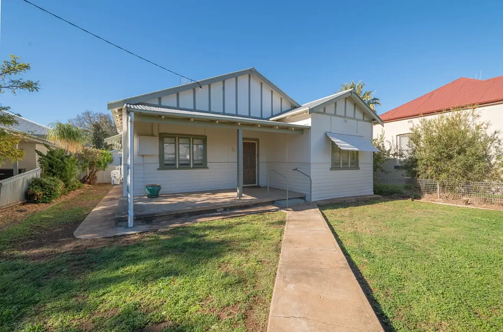 Ray White Real Estate Parkes