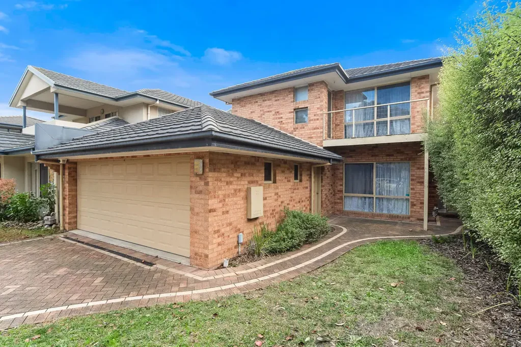 10 O'Keefe Terrace, Sandhurst, VIC 3977