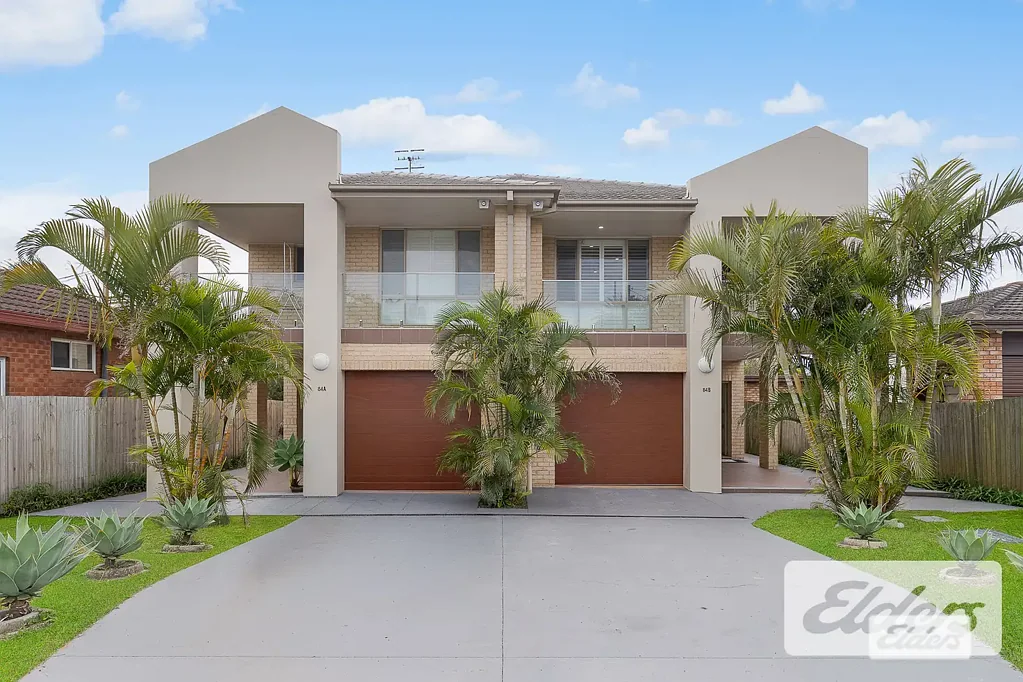 Long Jetty 4 Bedroom Beachside Living – Walk to Toowoon Bay & Cafés