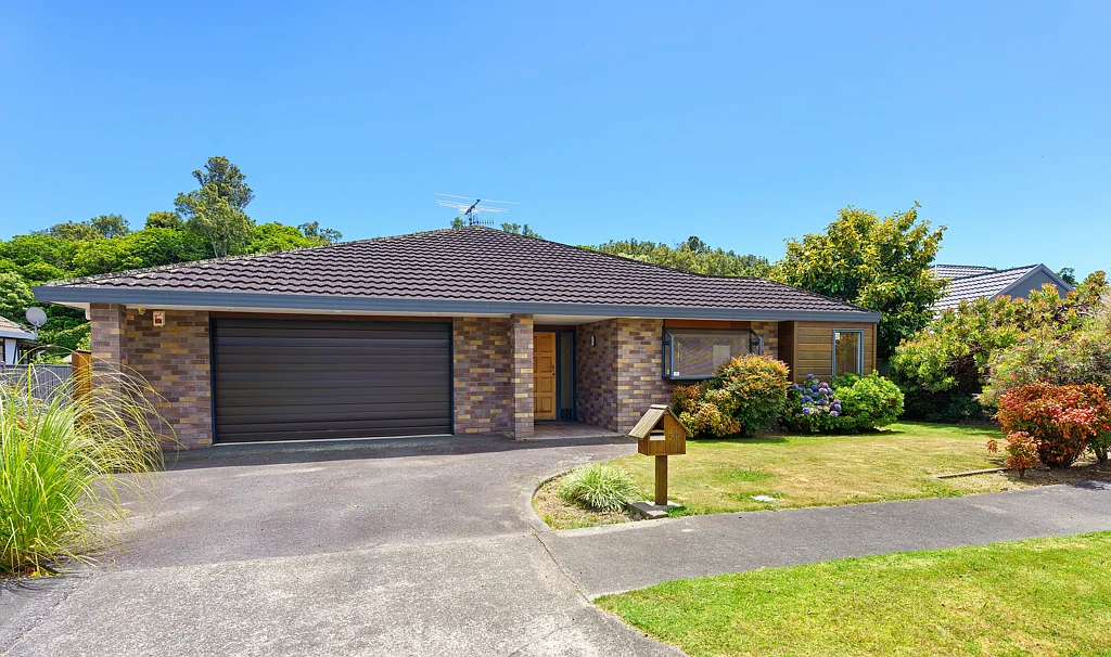50 Awanui Drive, Waikanae