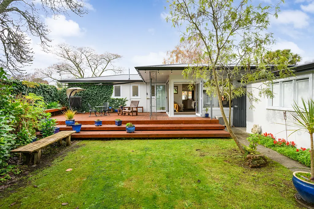 8 Waterloo Crescent, Hokowhitu, Palmerston North, Manawatu-Wanganui