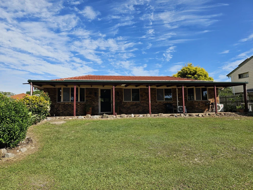 Deception Bay 4 Slaapkamer TIMELESS BRICK BEAUTY IN QUIET CUL-DE-SAC